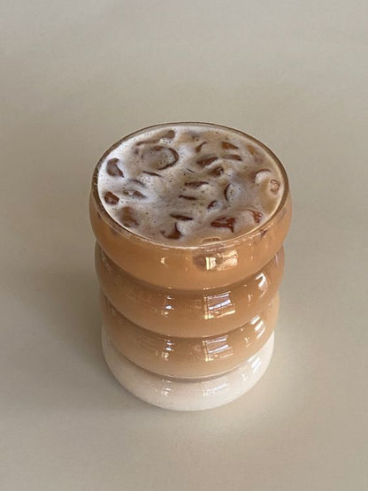CURVY GLASS MUG